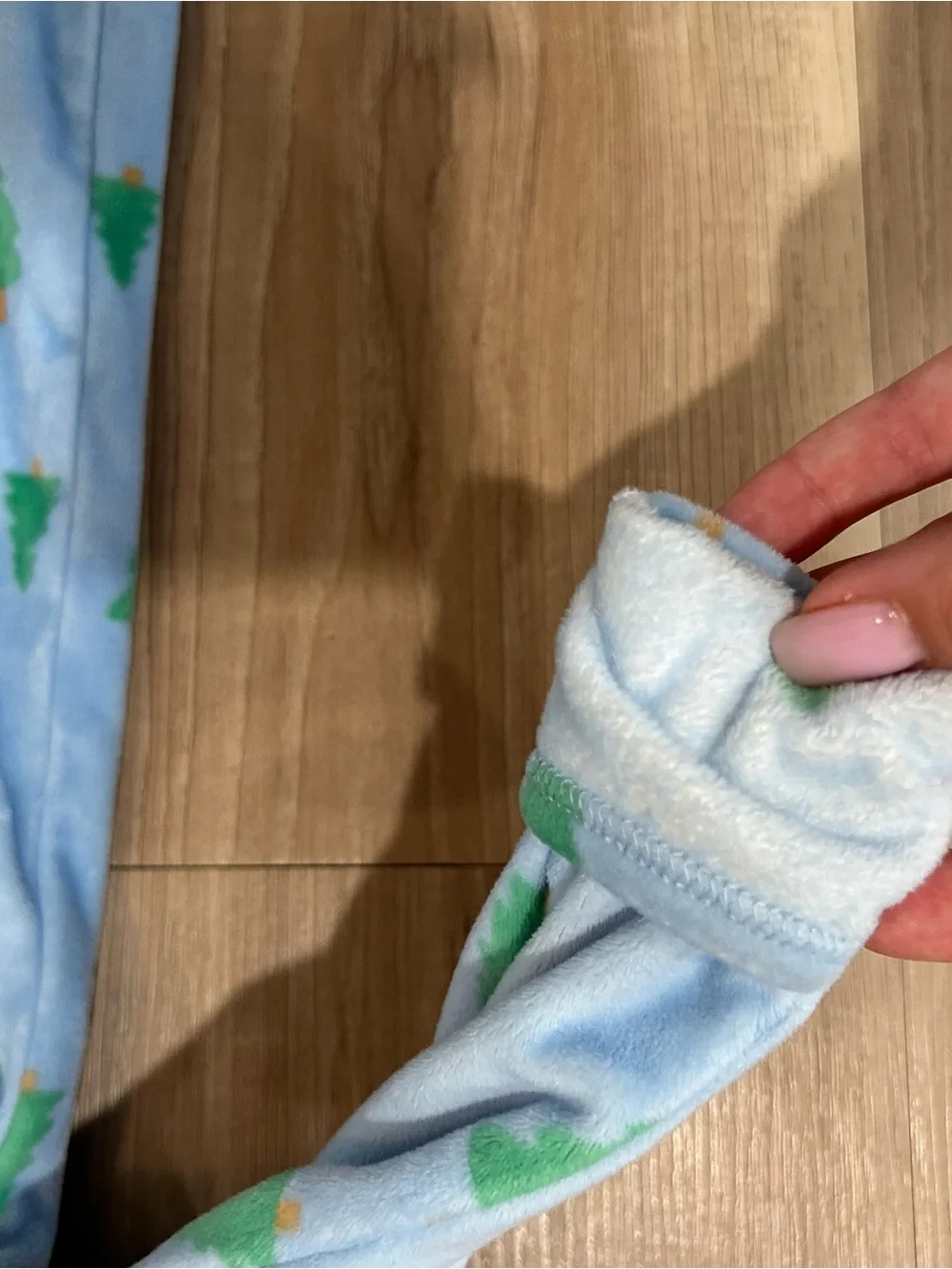 Old Navy Baby Blue Fleece Footed Sleeper Pajamas Tree Print Zip Front 6-9M - Picture 2 of 3